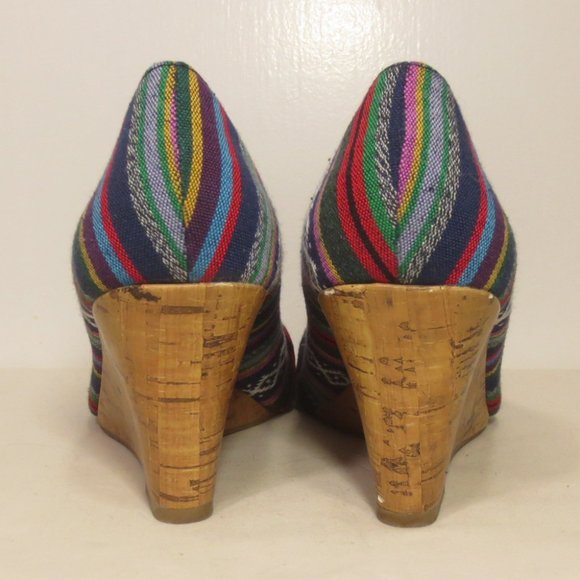 American Eagle Shoes Colorful Ethnic Stripe Print Fabric Peep Toe Wedges Size 8 - Picture 5 of 8